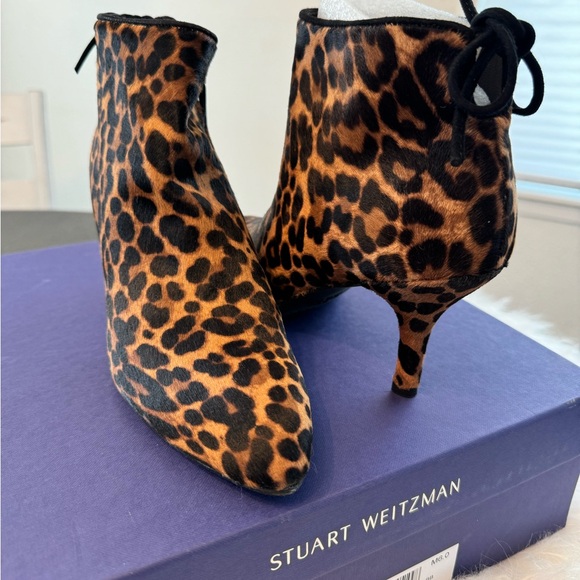 NWT & Box Stuart Weitzman Pipelofty Calf Hair Ankle Booties Chocolate size 6.5 - Picture 5 of 13